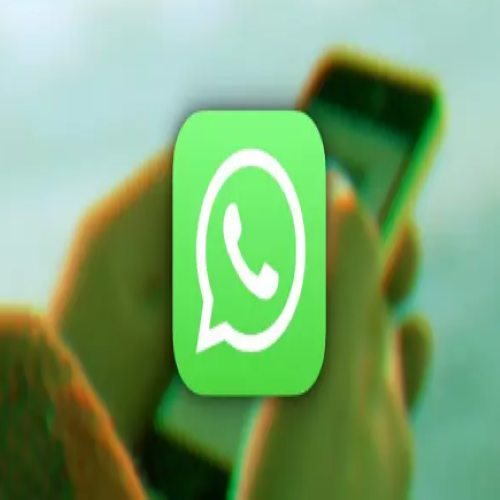  O WhatsApp permite usar um segundo celular  para enviar e receber mensagens.