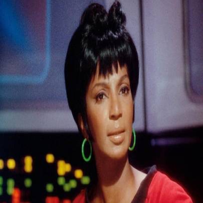 Cinzas da atriz de Star Trek Nichelle Nichols vão ser enviadas para o espaço